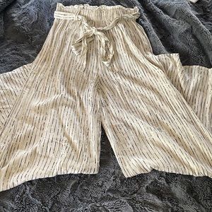 ☀️🌊 Billabong Wide Leg Pant